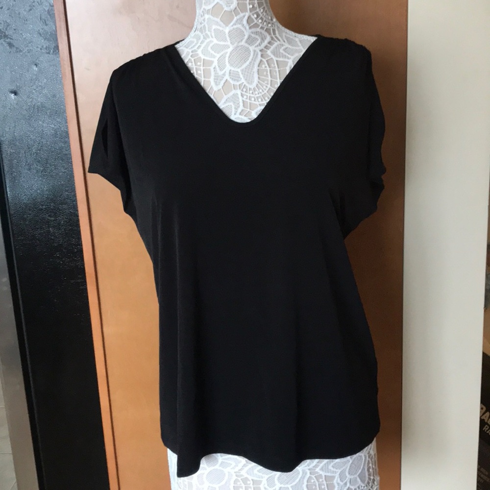 Susan Graver black top